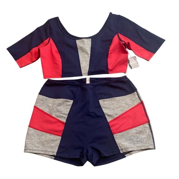 Free People Women’s M Workout Set Blue Red Colorblock Sporty Athletic Hiking NWT - Picture 2 of 6